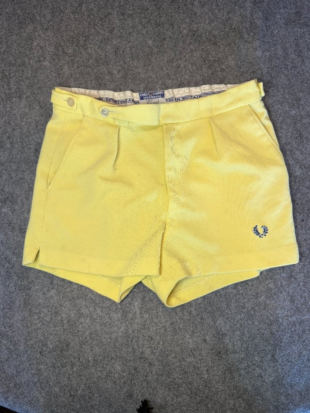 Fred Perry Vintage Yellow Shorts Made in Britain Crimplene Size Medium Retro Rar
